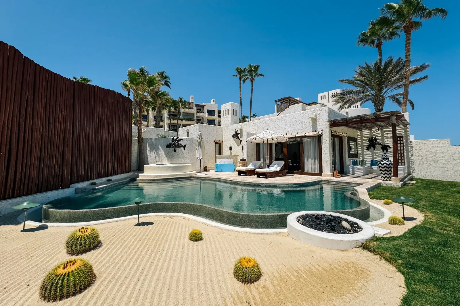 Ultra-Luxury Homes in Four Seasons Cabo