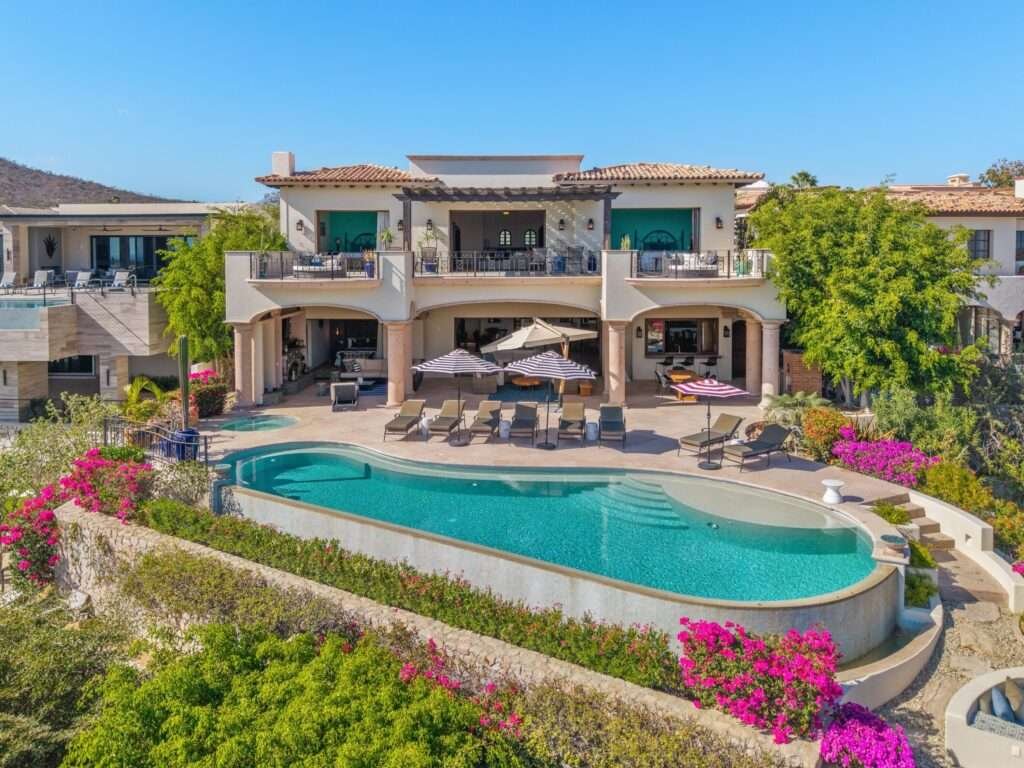 Four Seasons Cabo Pedregal Heights Villa Aurora is a quiet exploration of proportion, light, and horizon. Perched in Pedregal Heights at the highest point of in all of Los Cabos, the terrain opens to sweeping – 23 Las Colinas - Cabo del Sol, Cabo Corridor, BS