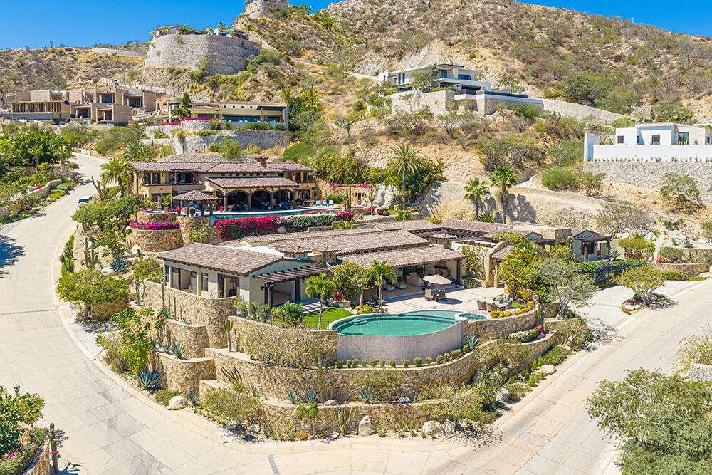 Four Seasons Cabo Section 1- Las Colinas Las Colinas 25 is an exceptional six-bedroom estate with unobstructed – 25 Las Colinas, San Jose Corridor, BS