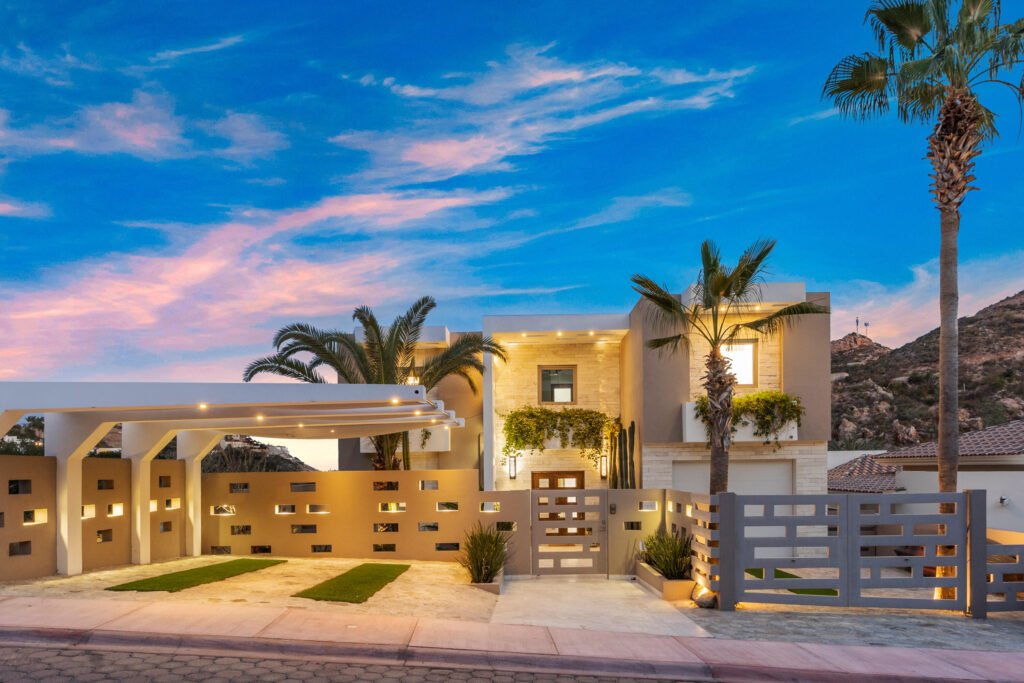 Four Seasons Cabo Coronado The stunning beauty of Quivira Los Cabos and the promise of a simple yet sophisticated lifestyle that offers access to the award-winning Quivira Golf Club, custom residences in a landscape where desert and ocean meet, and a place where your privacy and your family's well-being are guaranteed, are reasons enough for many to want to call Quivira their home.The homes at Coronado have a rich and inviting feel throughout.These single story residences will offer endless opportunities to sit and enjoy unobstructed ocean and golf course – 49B Cabo Colorado, San Jose Corridor, BS