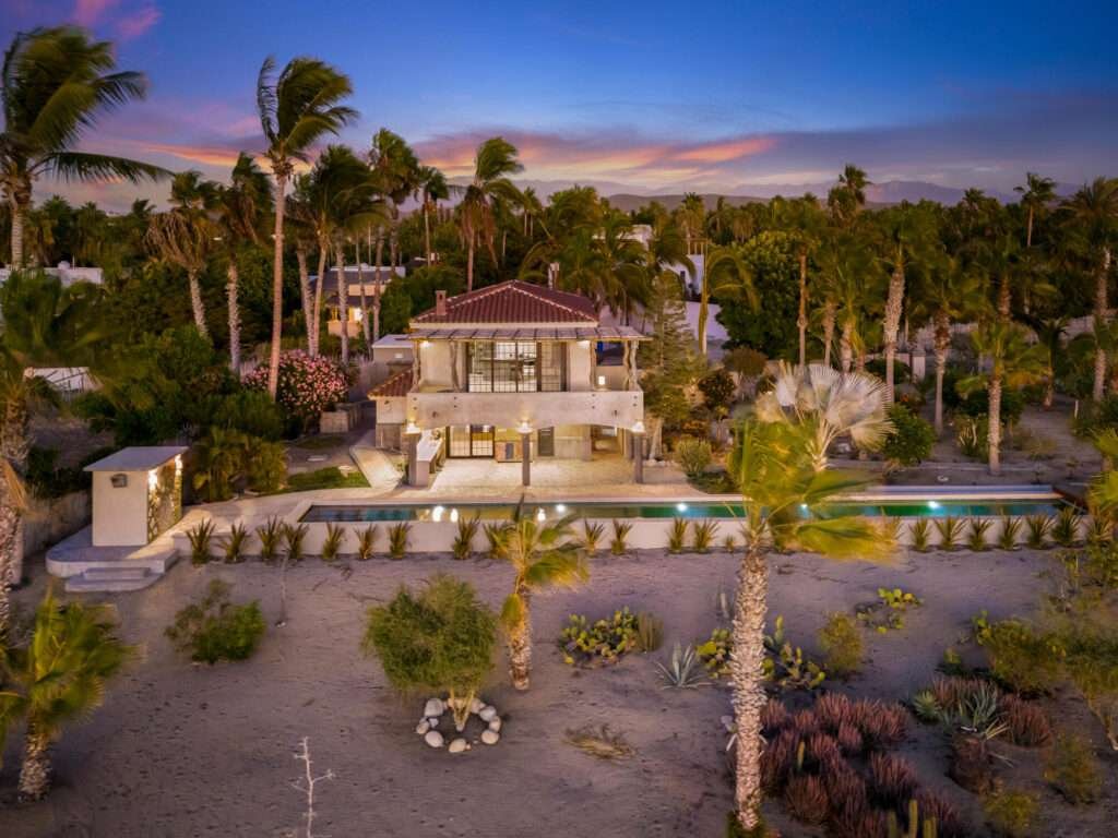 Four Seasons Cabo West Enclave Ritz-Carlton West Enclave, Ritz-Carlton Reserve Residence 10 offers an exceptional blend of modern luxury and serene coastal living. These single-level indoor/outdoor residences are thoughtfully designed to provide privacy and tranquility. Featuring expansive floor-to-ceiling windows, the homes showcase breathtaking – Beach Road Todos Santos, Pacific, BS