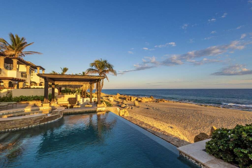 Four Seasons Cabo El Encanto Casa Cielo — Beachfront Hacienda Luxury in El Encanto de La LagunaCasa Cielo presents a rare opportunity to experience true beachfront living in the prestigious community of El Encanto de La Laguna. This 4-bedroom, 4-bathroom private villa blends timeless Hacienda architecture with refined, modern luxury finishes, all set on a pristine stretch of sand with panoramic ocean – El Encanto 13 - Casa Cielo, San Jose del Cabo, San Jose del Cabo, BS