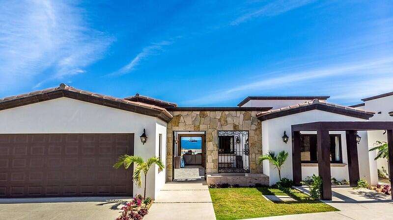 Four Seasons Cabo West Enclave Ritz-Carlton West Enclave, Ritz-Carlton Reserve Residence 10 offers an exceptional blend of modern luxury and serene coastal living. These single-level indoor/outdoor residences are thoughtfully designed to provide privacy and tranquility. Featuring expansive floor-to-ceiling windows, the homes showcase breathtaking for sale