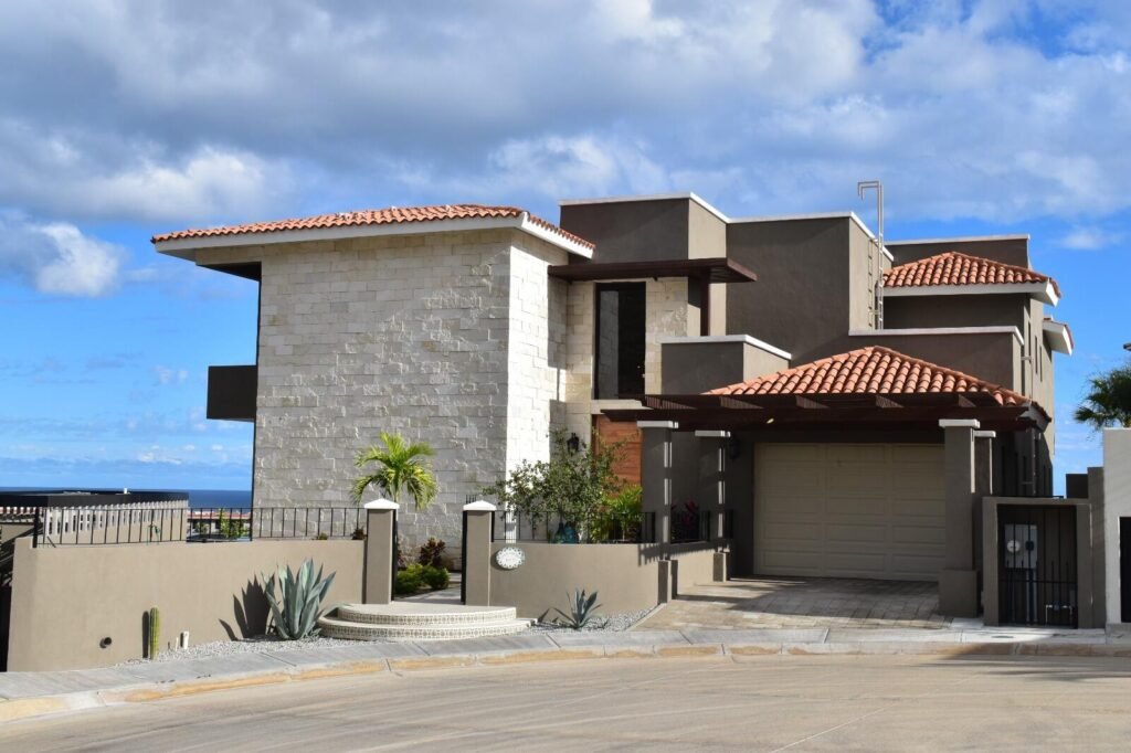 Four Seasons Cabo Vista Lagos This beautiful fully furnished property, named ''Casa de Hermanos,'' is built on two levels and features 5 bedrooms and 6 bathrooms, an entertainment room, and a two-level entry. The living room and dining room (with seating for 10) open to a very large kitchen and a service area. On the terrace there is a pool with a Jacuzzi, a fire pit area with sun loungers, and a Kitche with a BBQ Area, including Sink & Fridge. Most extraordinary are the – Lote 11 Lago Salado, San Jose del Cabo, BS