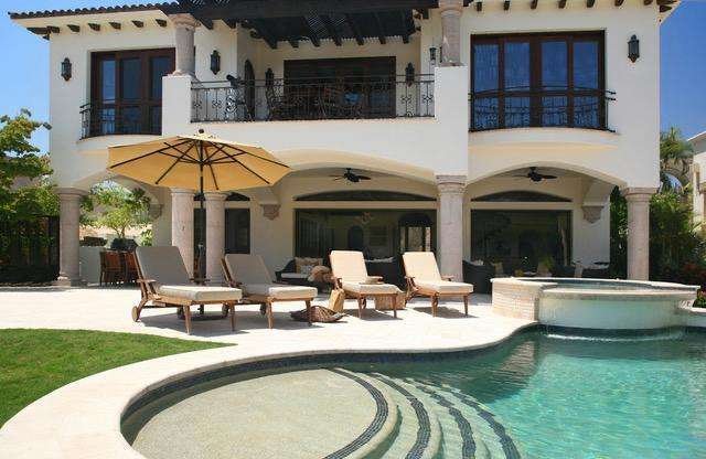 Four Seasons Cabo Pedregal Csl Casa LA MARACAIntroducing a truly one-of-a-kind villa located in Pedregal, the most exclusive and prestigious community in Cabo San Lucas.This extraordinary 12-suite property has been recently remodel with world-class architectural design, blending luxury, functionality, and complete privacy in every space.Designed for visionary owners, Casa LA MARACA represents an exceptional opportunity, whether as a private residence or as a high-performing luxury vacation rental.Casa LA MARACA not only offers a privileged ocean for sale