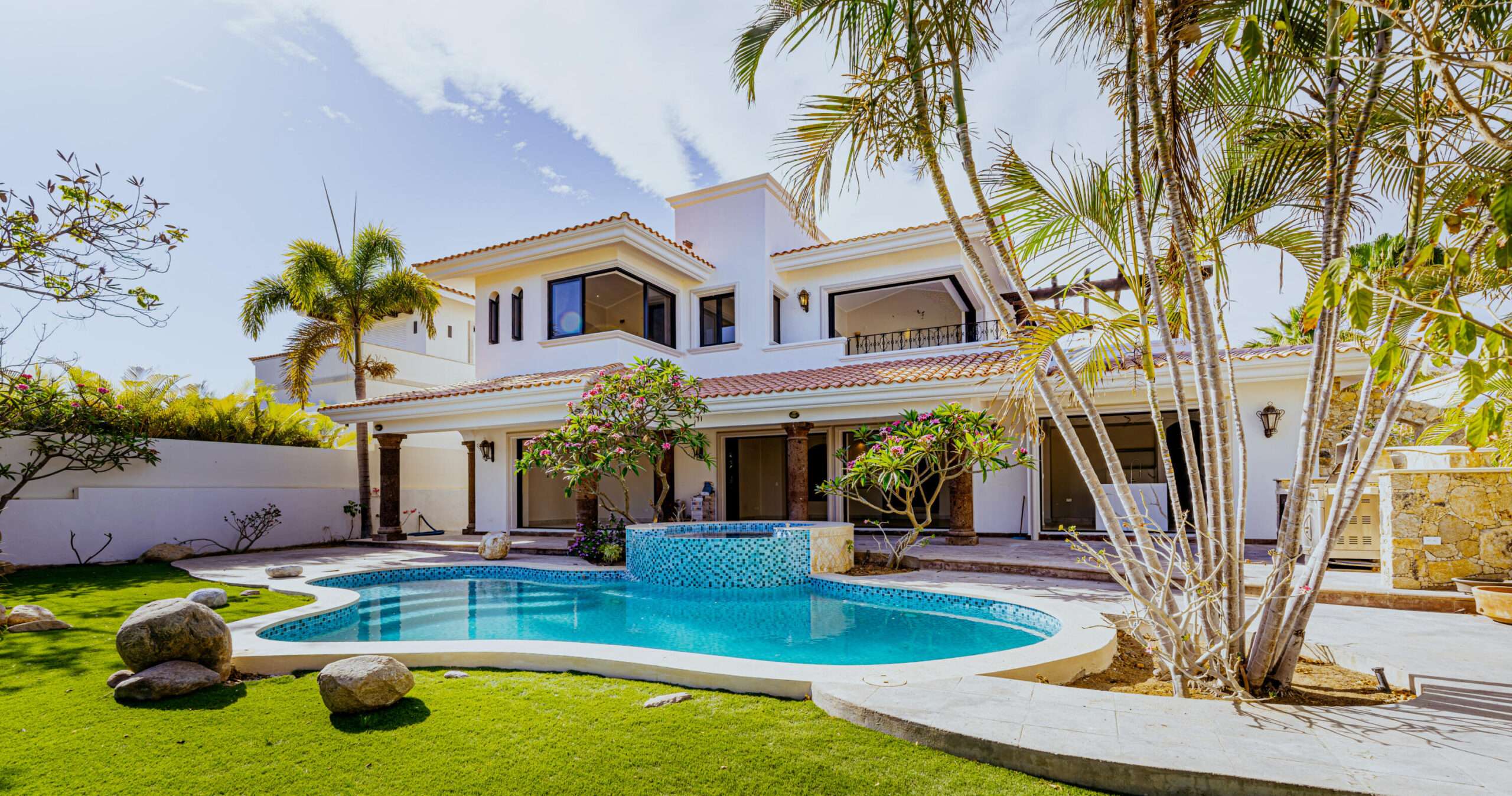Four Seasons Cabo Palmilla Estates Recently reimagined with a refined, modern sensibility, this 4-bedroom, 4.5-bath residence plus newly-built guest casita and offers an effortless blend of comfort and design. Framed by sweeping for sale